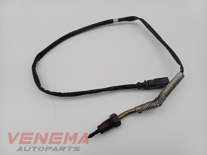Usagé Sensor température d’échappement Volkswagen Caddy Combi III (2KB,2KJ) 1.6 TDI 16V Prix € 19,99 Règlement à la marge proposé par Venema Autoparts