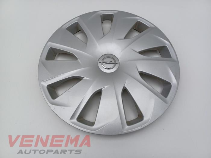 Używane Kolpak Opel Astra K 1.0 Turbo 12V Cena € 9,99 Procedura marży oferowane przez Venema Autoparts