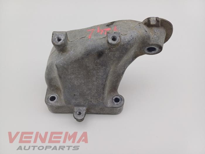 Used Engine mount Mercedes ML III (166) 3.0 ML-350 BlueTEC V6 24V 4-Matic Price € 74,99 Margin scheme offered by Venema Autoparts