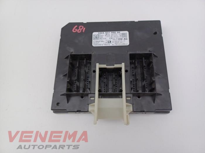 Used Body control computer Volkswagen Golf VIII Variant (GC5) 2.0 TDI BlueMotion 16V Price € 144,99 Margin scheme offered by Venema Autoparts