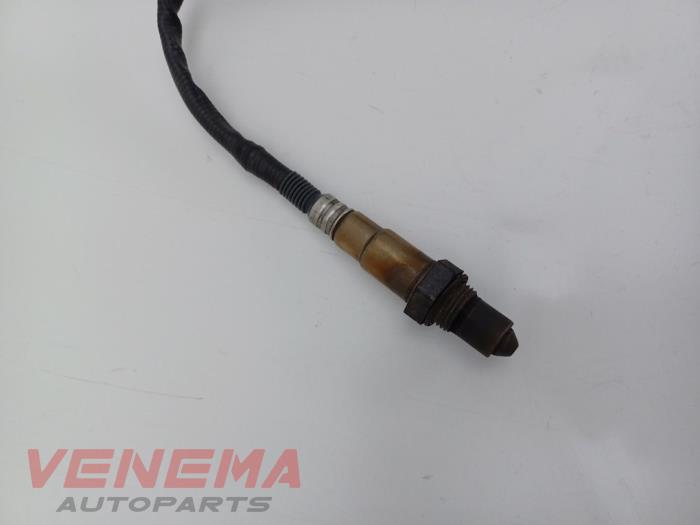 Lambda probe from a BMW 3 serie Touring (F31) 320d 2.0 16V 2014