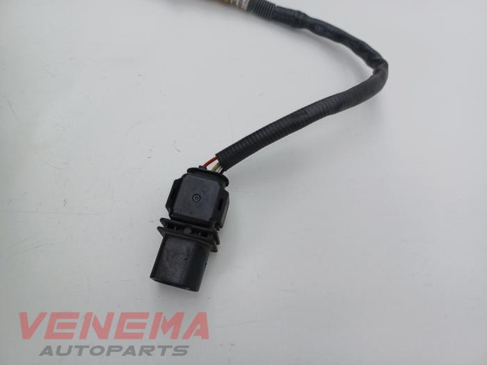 Lambda probe from a BMW 3 serie Touring (F31) 320d 2.0 16V 2014