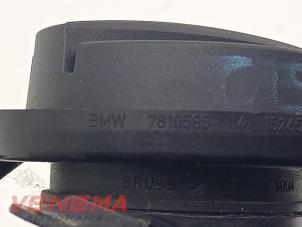 Ölkappe van een BMW 3 serie Touring (F31) 320d 2.0 16V 2014