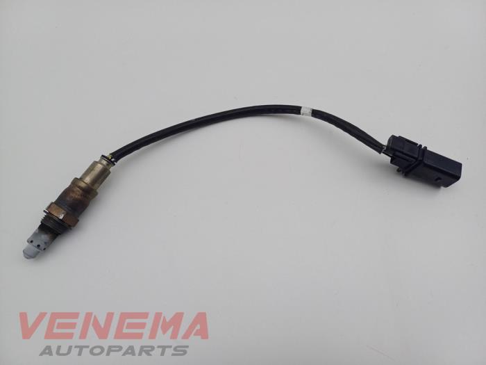 Usagé Sonde lambda Skoda Fabia III (NJ3) 1.0 TSI 12V Prix € 34,99 Règlement à la marge proposé par Venema Autoparts