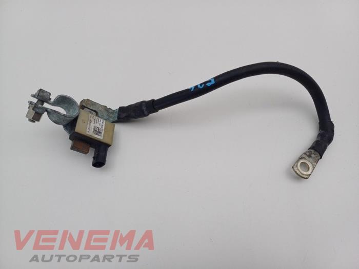 Begagnade Batterisensor Skoda Fabia III (NJ3) 1.0 TSI 12V Pris € 19,99 Marginaltabell erbjuds av Venema Autoparts