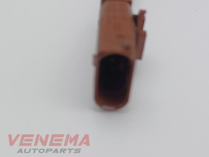 Lambda probe from a Volkswagen Tiguan (AD1) 1.4 TSI 16V 2018