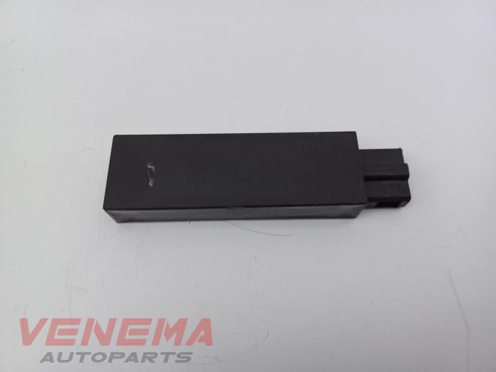 Używane Keyless Entry-Antena Skoda Fabia III (NJ3) 1.0 TSI 12V Cena € 9,99 Procedura marży oferowane przez Venema Autoparts