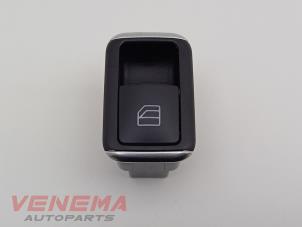 Usagé Commutateur vitre électrique Mercedes GLK (204.7/9) 2.2 220 CDI 16V BlueEff.,BlueTEC 4-Matic Prix € 9,99 Règlement à la marge proposé par Venema Autoparts
