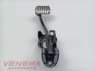Usagé Pédale de frein Mercedes GLK (204.7/9) 2.2 220 CDI 16V BlueEff.,BlueTEC 4-Matic Prix € 14,99 Règlement à la marge proposé par Venema Autoparts