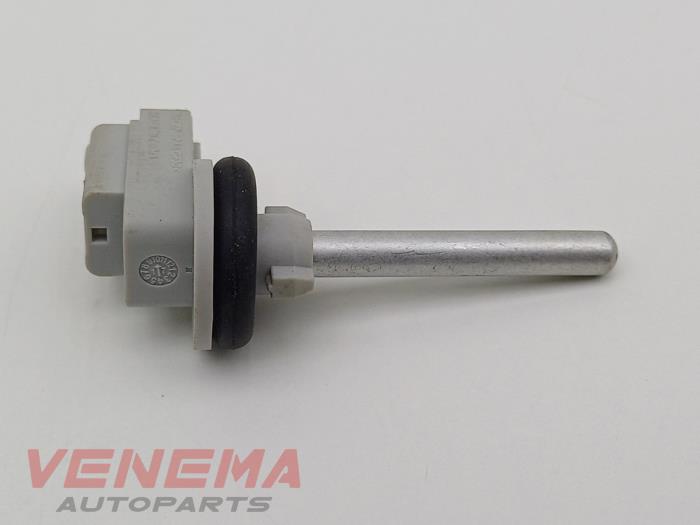 Begagnade Innetemperatursensor Volvo V40 (MV) 2.0 T4 16V Pris € 9,99 Marginaltabell erbjuds av Venema Autoparts