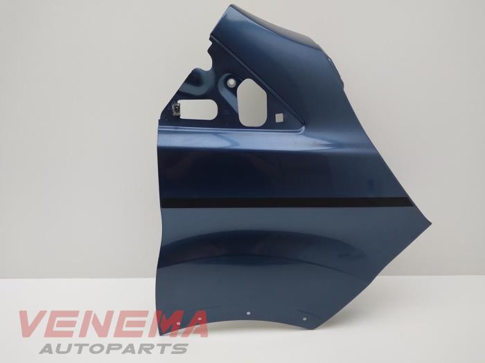 Używane Blotnik prawy przód Ford Transit Custom 2.0 TDCi 16V Eco Blue 170 Cena € 249,99 Procedura marży oferowane przez Venema Autoparts