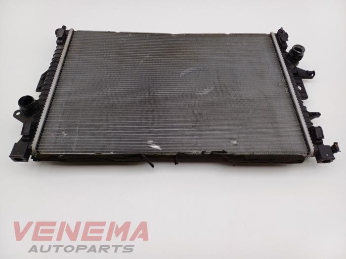 Usagé Radiateur Volvo V40 (MV) 2.0 T4 16V Prix € 59,99 Règlement à la marge proposé par Venema Autoparts