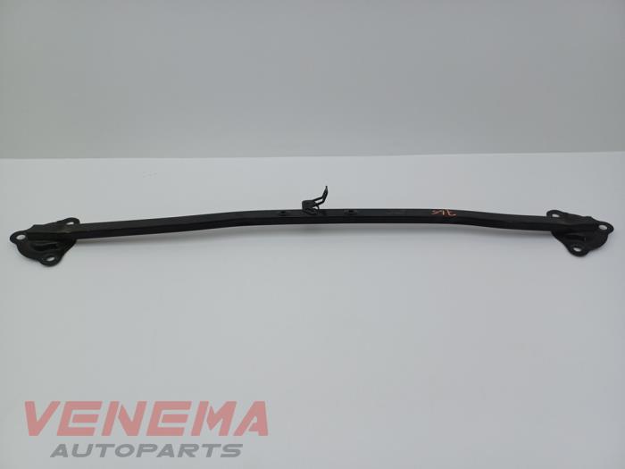 Gebrauchte Motorbalken Volvo V40 (MV) 2.0 T4 16V Preis € 59,99 Margenregelung angeboten von Venema Autoparts