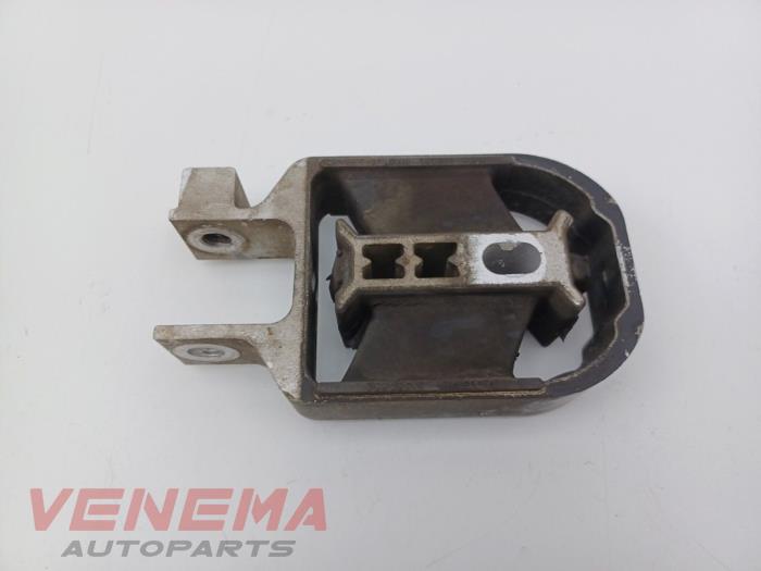 Used Engine mount Volvo V40 (MV) 2.0 T4 16V Price € 19,99 Margin scheme offered by Venema Autoparts