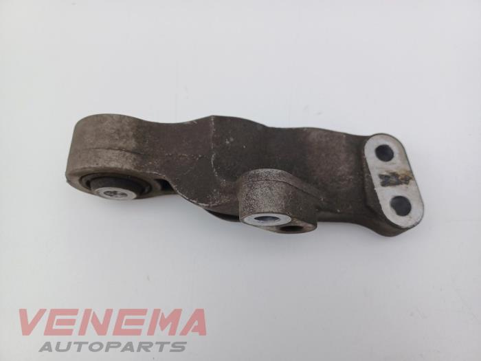 Used Engine mount Volvo V40 (MV) 2.0 T4 16V Price € 19,99 Margin scheme offered by Venema Autoparts