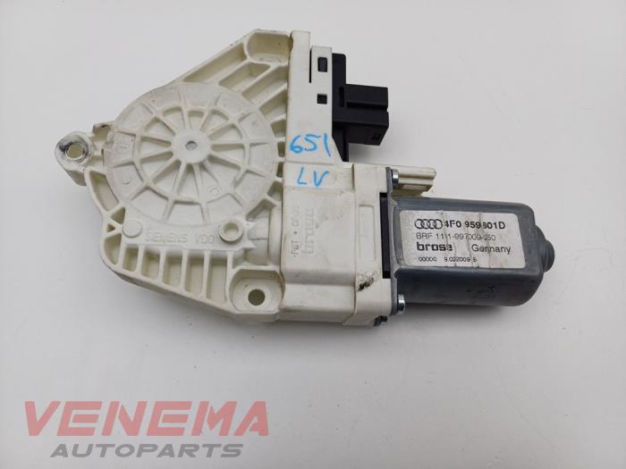 Door window regulator motor