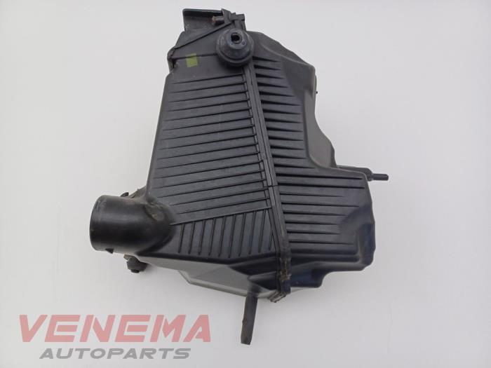 Begagnade Luftfilterhus Mercedes Citan (415.6) 1.5 108 CDI Pris € 19,99 Marginaltabell erbjuds av Venema Autoparts