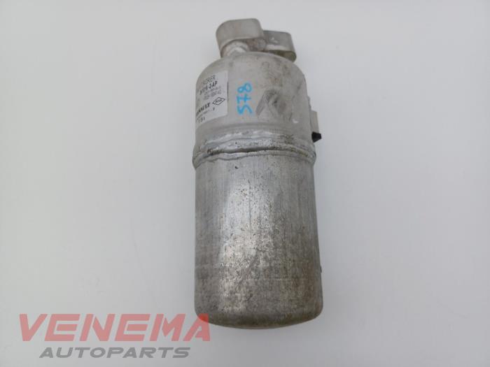 Usagé Déshydrateur clim Mercedes Citan (415.6) 1.5 108 CDI Prix € 29,99 Règlement à la marge proposé par Venema Autoparts