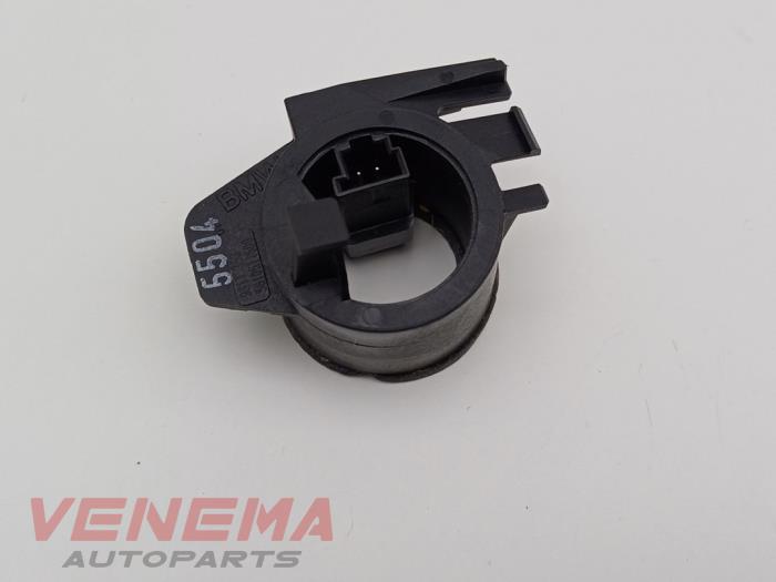 Używane Modul immobilizera BMW 2 serie (F23) 218i 1.5 TwinPower Turbo 12V Cena € 9,99 Procedura marży oferowane przez Venema Autoparts