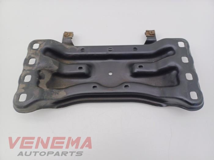 Used Engine mount Mercedes GLK (204.7/9) 2.2 220 CDI 16V BlueEff.,BlueTEC 4-Matic Price € 29,99 Margin scheme offered by Venema Autoparts