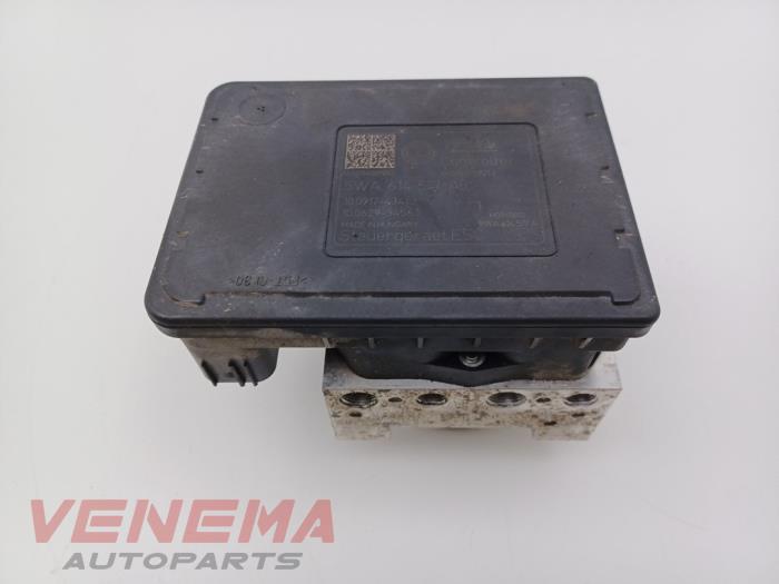Begagnade ABS-pump Seat Leon (KLB) 1.5 TSI 16V Pris € 199,99 Marginaltabell erbjuds av Venema Autoparts