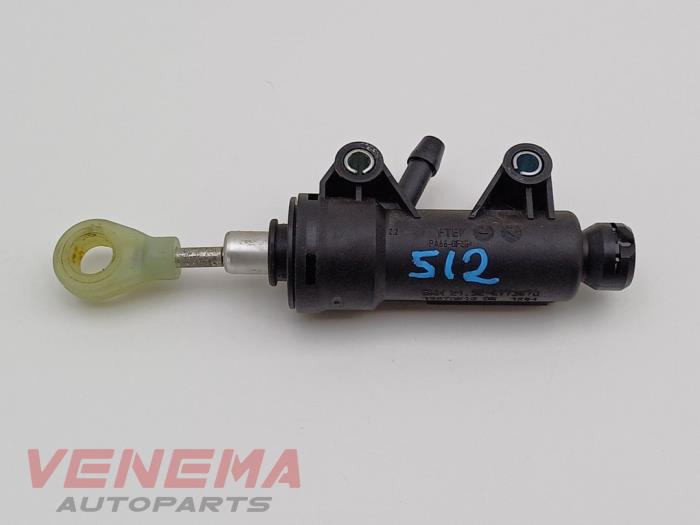 Clutch master cylinder
