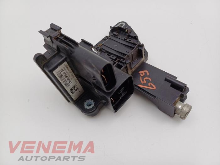 Used Distributor BMW 2 serie (F23) 218i 1.5 TwinPower Turbo 12V Price € 19,99 Margin scheme offered by Venema Autoparts