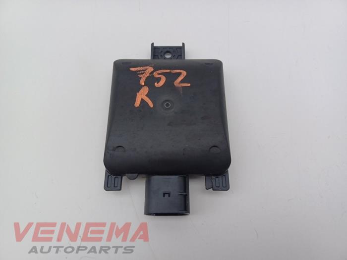 Gebrauchte Blinden Fleck Sensor Volkswagen T-Roc I 1.5 TSI 16V Preis € 149,99 Margenregelung angeboten von Venema Autoparts