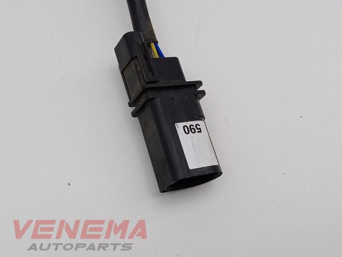 Lambda probe from a Volkswagen T-Roc I 1.5 TSI 16V 2020