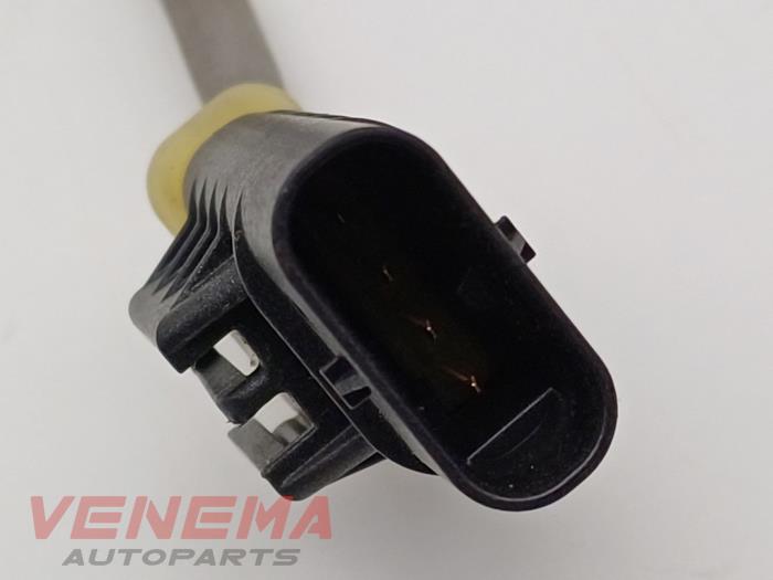 Lambda probe from a BMW 3 serie Touring (G21) 320e xDrive 2.0 TwinPower Turbo 16V 2022