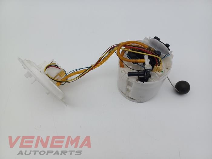 Gebrauchte Kraftstoffpumpe Elektrisch BMW 3 serie Touring (G21) 320e xDrive 2.0 TwinPower Turbo 16V Preis € 124,99 Margenregelung angeboten von Venema Autoparts