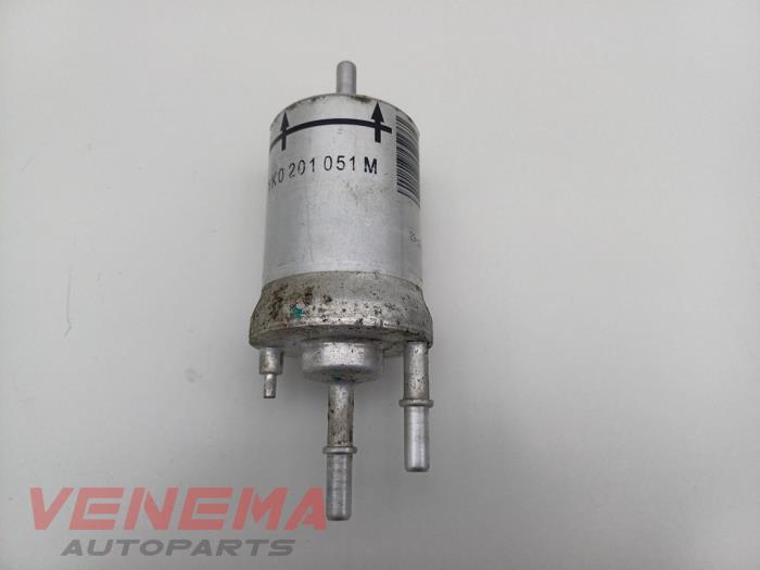 Begagnade Bränslefilter Volkswagen Polo V (6R) 1.2 TDI 12V BlueMotion Pris € 19,99 Marginaltabell erbjuds av Venema Autoparts