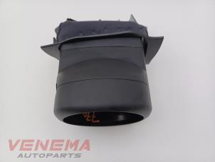 Usados Columna de dirección Mercedes C (W205) C-200d 1.6 Turbo 16V Precio € 24,99 Norma de margen ofrecido por Venema Autoparts
