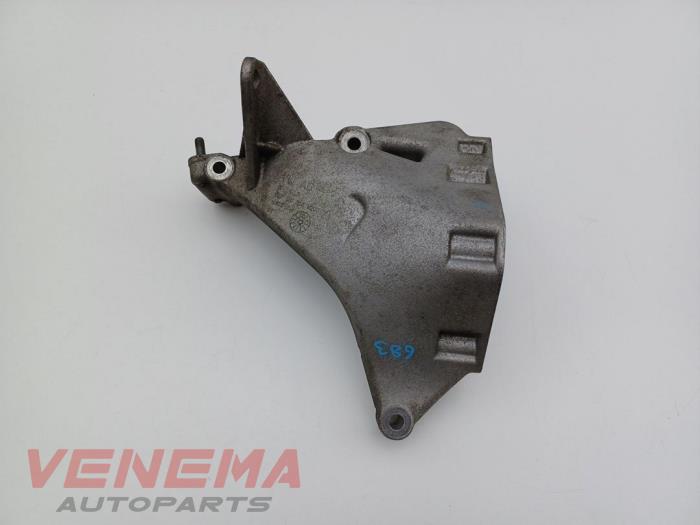 Used Engine mount Volkswagen Polo V (6R) 1.2 TDI 12V BlueMotion Price € 14,99 Margin scheme offered by Venema Autoparts