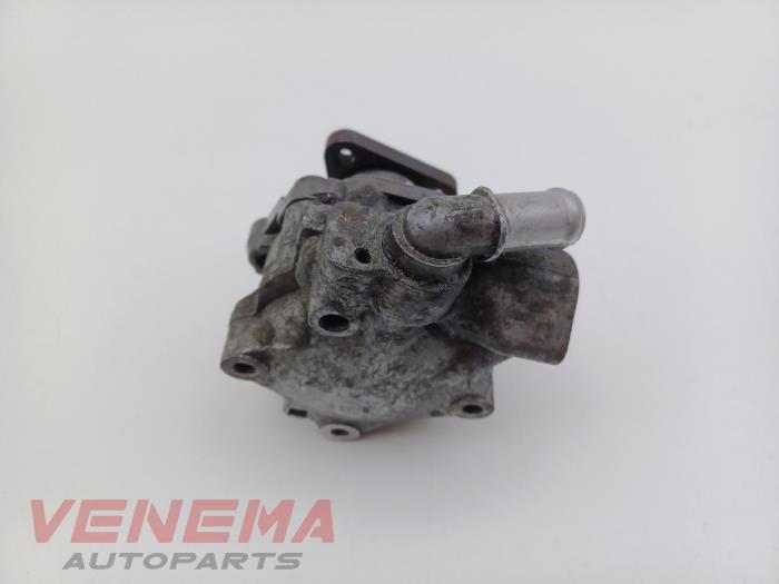 Usagé Pompe de direction Audi A6 Avant (C6) 2.0 T FSI 16V Prix € 34,99 Règlement à la marge proposé par Venema Autoparts