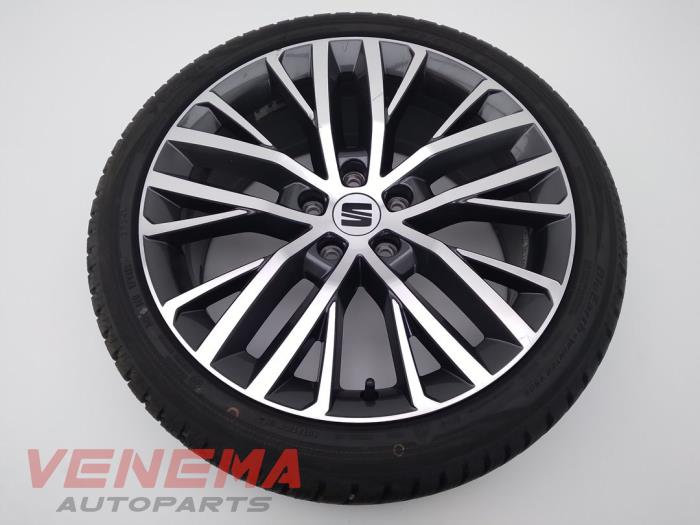 Begagnade Hjul + vinterdäck Seat Leon (KLB) 1.5 TSI 16V Pris € 224,99 Marginaltabell erbjuds av Venema Autoparts