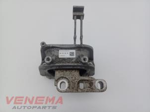 Usagé Support moteur Volkswagen Polo VI (AW1) 1.0 MPi 12V Prix € 24,99 Règlement à la marge proposé par Venema Autoparts