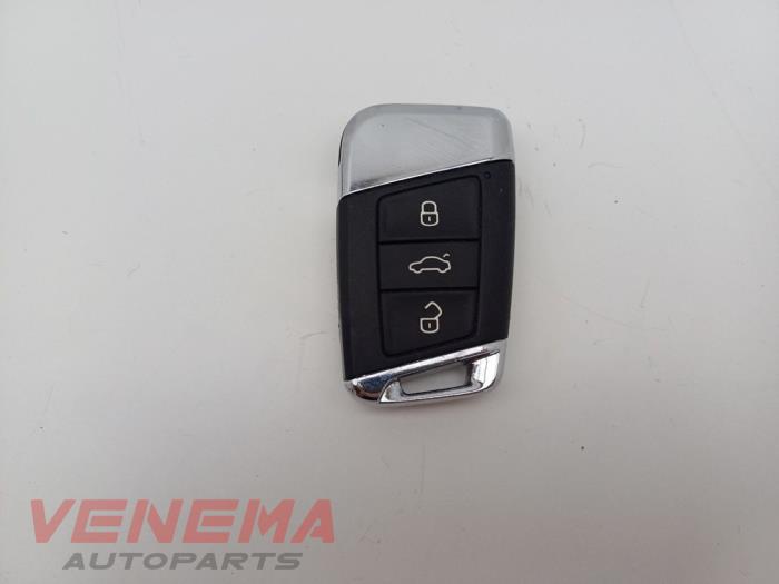 Używane Klucz Volkswagen Passat (3G2) 2.0 TDI 16V 150 Cena € 29,99 Procedura marży oferowane przez Venema Autoparts