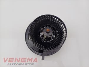 Usagé Ventilateur chauffage Volkswagen Passat (3G2) 2.0 TDI 16V 150 Prix € 19,99 Règlement à la marge proposé par Venema Autoparts