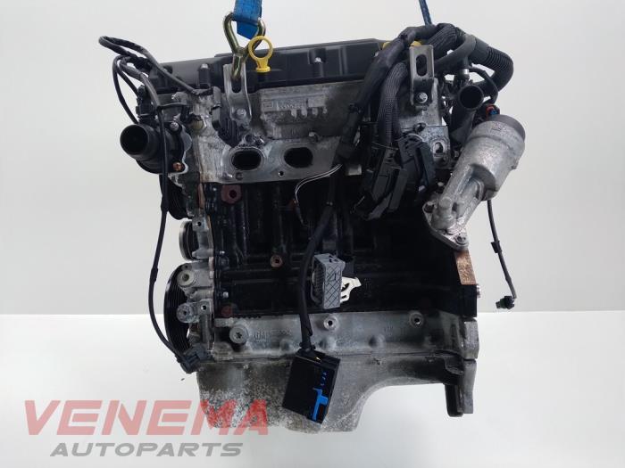 Używane Silnik Opel Corsa E 1.2 16V Cena € 1.699,99 Procedura marży oferowane przez Venema Autoparts