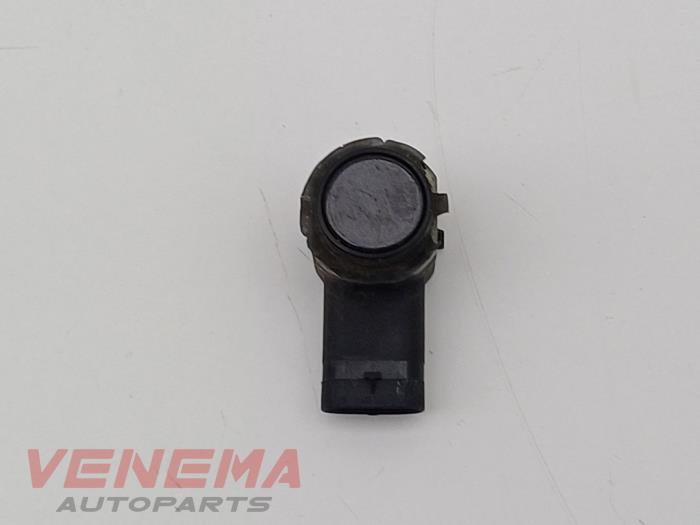 Usados Sensor PDC Volkswagen Passat Variant (3C5) 2.0 TDI 16V 170 Precio € 9,99 Norma de margen ofrecido por Venema Autoparts