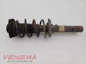 Usagé Barre amortisseur avant droit Volkswagen Passat Variant (3C5) 2.0 TDI 16V 170 Prix € 34,99 Règlement à la marge proposé par Venema Autoparts
