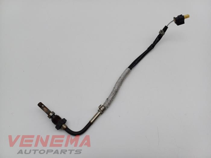 Used Engine temperature sensor Mercedes A (W176) 2.2 A-200 CDI, A-200d 16V Price € 24,99 Margin scheme offered by Venema Autoparts