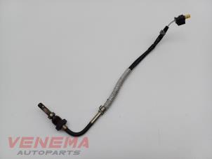 Temperatursensor Motor van een Mercedes-Benz A (W176) 2.2 A-200 CDI, A-200d 16V 2016