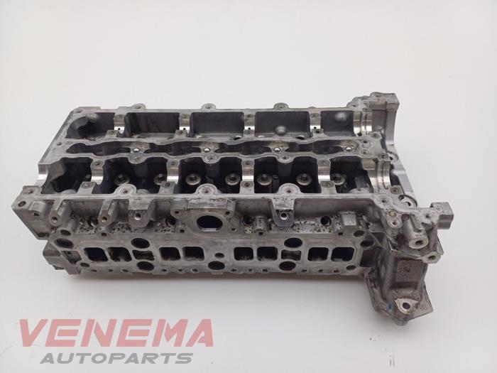 Usagé Culasse Mercedes A (W176) 2.2 A-200 CDI, A-200d 16V Prix € 332,74 Prix TTC proposé par Venema Autoparts