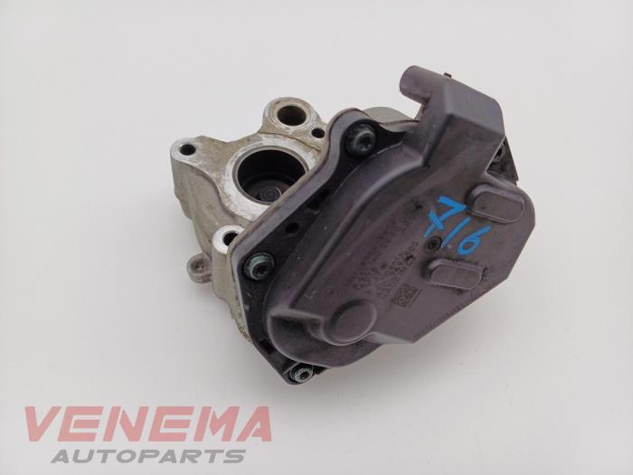 Gebrauchte AGR Ventil Mercedes A (W176) 2.2 A-200 CDI, A-200d 16V Preis € 39,99 Margenregelung angeboten von Venema Autoparts