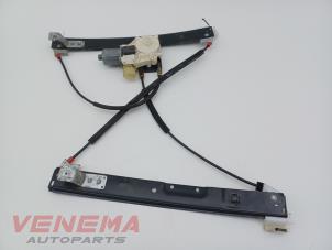Begagnade Fönstermekanism, 4-dörrars, höger fram Ford Mondeo IV Wagon 2.0 16V Pris € 19,99 Marginaltabell erbjuds av Venema Autoparts