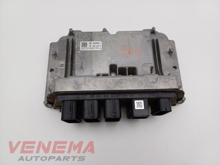 Used Engine management computer BMW 2 serie (F23) 218i 1.5 TwinPower Turbo 12V Price € 399,99 Margin scheme offered by Venema Autoparts