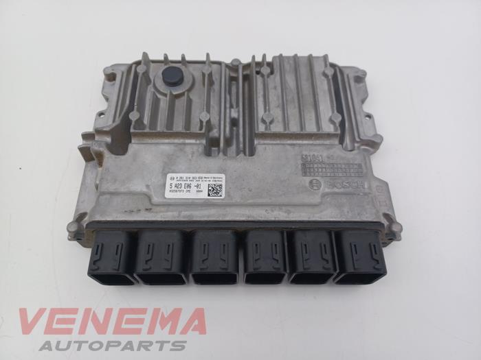 Used Engine management computer BMW 3 serie Touring (G21) 330e xDrive 2.0 TwinPower Turbo 16V Price € 499,99 Margin scheme offered by Venema Autoparts