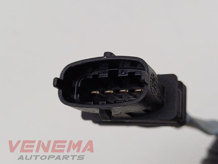 Lambda probe from a Opel Corsa E 1.2 16V 2015